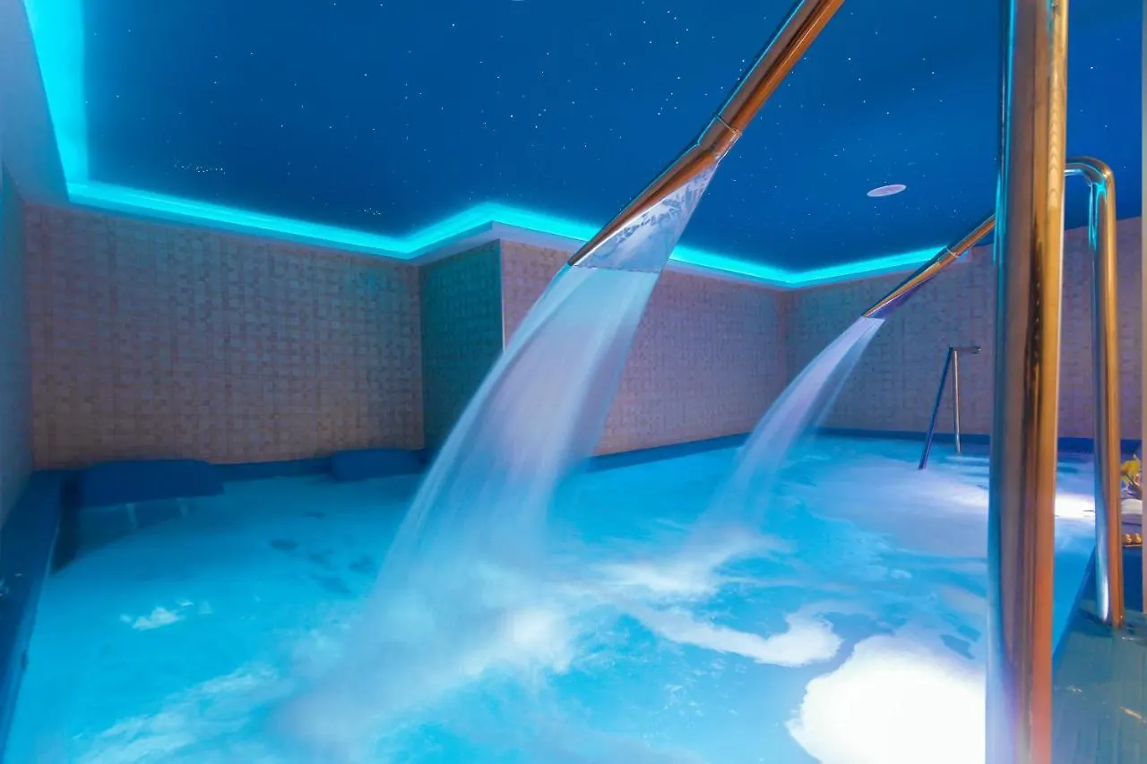 Hotel El Tajo & Spa Ρόντα 3*,